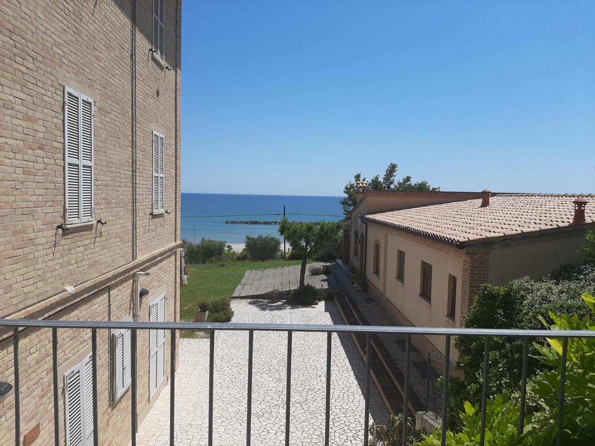 Bio Agriturismo Mare In Campagna Campofilone Eksteriør bilde
