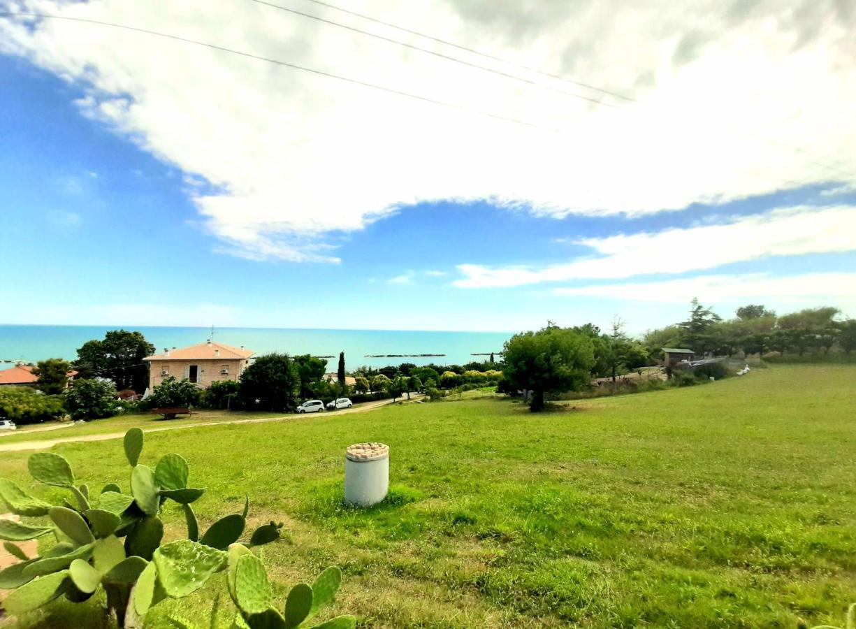 Bio Agriturismo Mare In Campagna Campofilone Eksteriør bilde